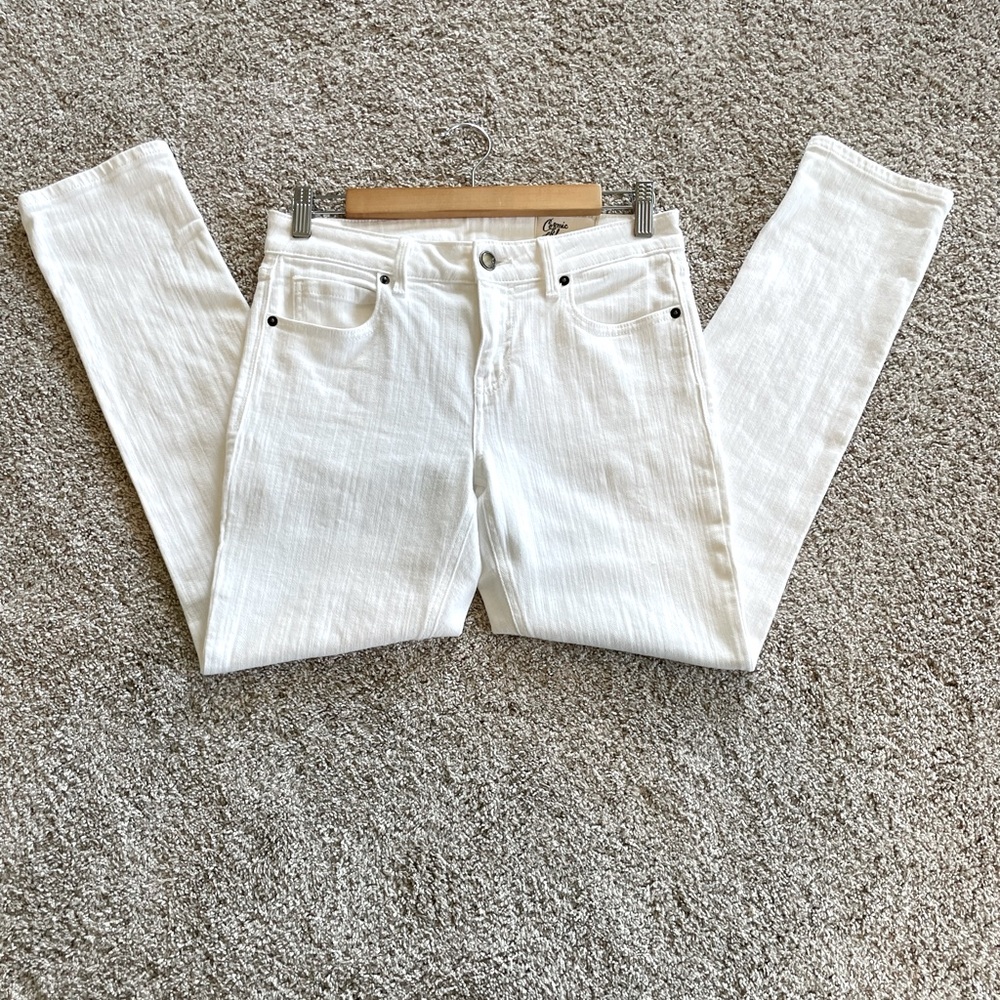 Cosmic Blue Love - Adrianne Boyfriend Jean - white - size 4 with 27 inseam.